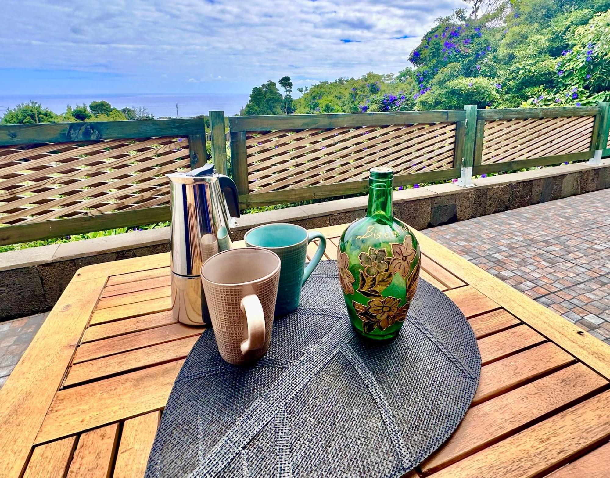 Flora E Fauna House Villa Biscoitos  ภายนอก รูปภาพ