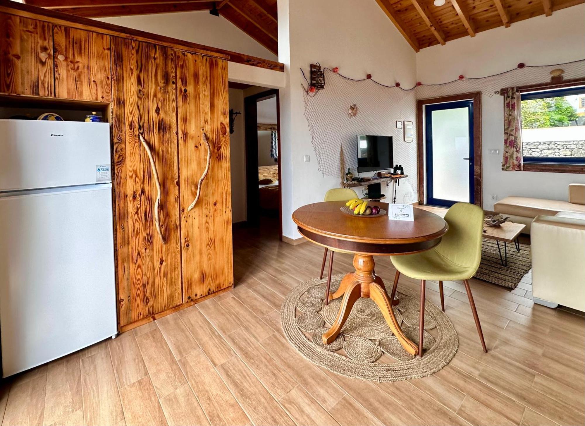 Flora E Fauna House Villa Biscoitos  ภายนอก รูปภาพ